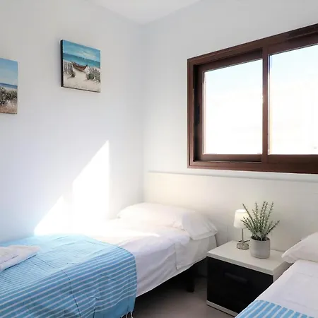 Veleros Apto De Lujo Al Lado Del Mar * San Juan De Los Terreros